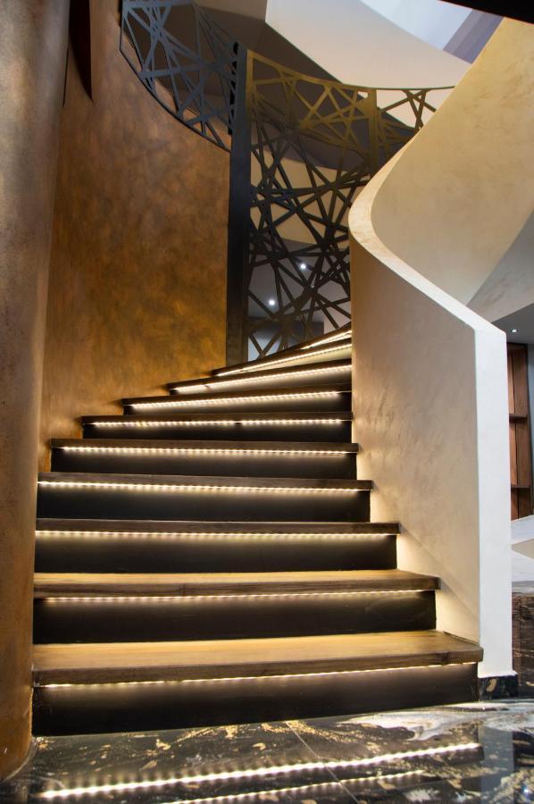 Hotel Biga Zavidovici Buitenkant foto